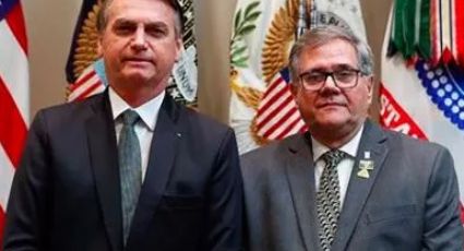 Bolsonaro nomeou seu médico para a Apex com salário de R$ 36,8 mil: saiba quem é