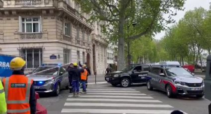 Homem ameaça autoimolação na embaixada do Irã em Paris