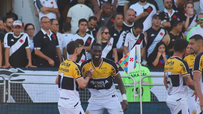 Vasco e Ramón Diaz não podiam continuar juntos