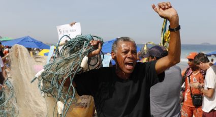 Privatização das praias: pescadores e banhistas protestam no Rio contra o projeto