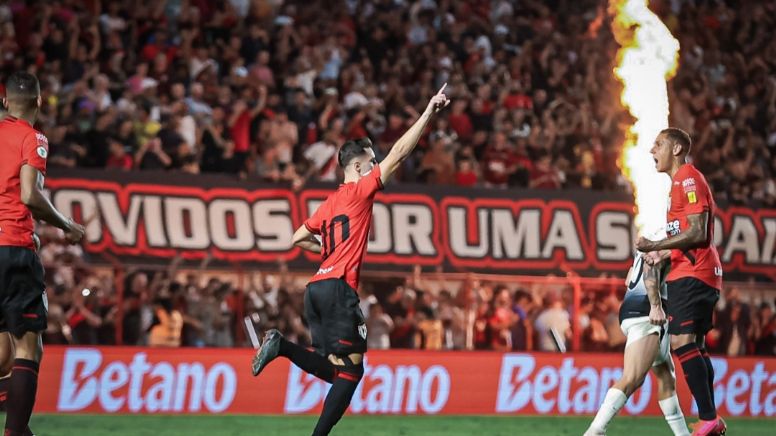 O Corinthians se humilhou ao escalar Carlos Miguel