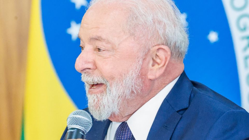 Sob Lula, varejo acumula crescimento recorde