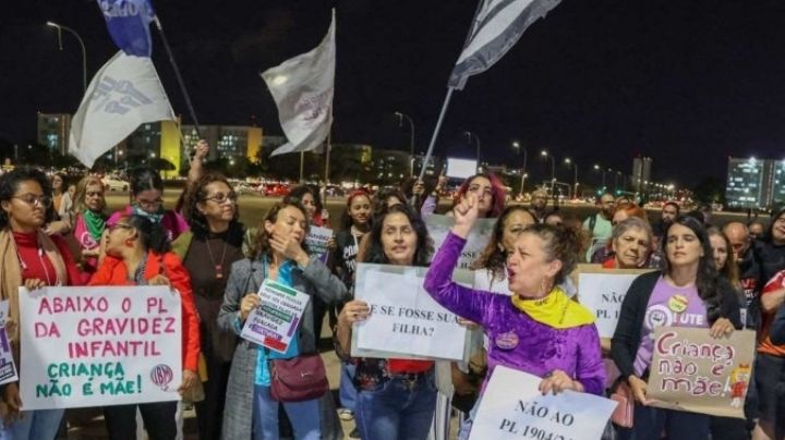 Repúdio instantâneo e massivo ao PL do Estupro mostra força da resistência – Por Julian Rodrigues