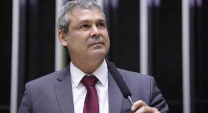 Lindbergh aciona Lewandowski para decifrar conexão entre 'Abin paralela' de Bolsonaro e tentativa de golpe