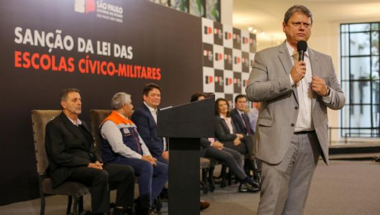 Jornalistas repudiam inclusão da escola Vladimir Herzog no programa cívico-militar