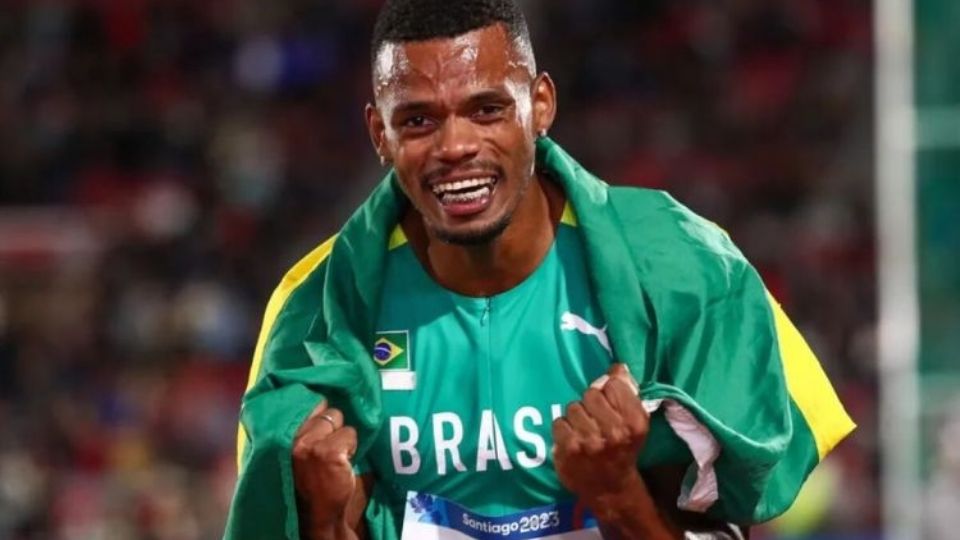 Fernando Ferreira precisa de uniformes distintos para competir no decatlo