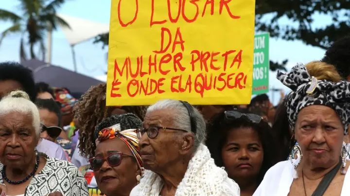 Para transformar as cidades escutem as mulheres negras