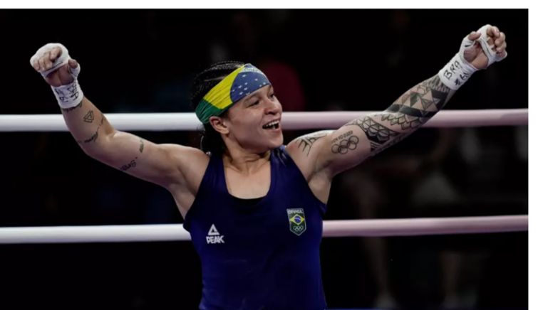 Paris 2024. Bia Ferreira vence, garante bronze e vai repetir a final de Tóquio