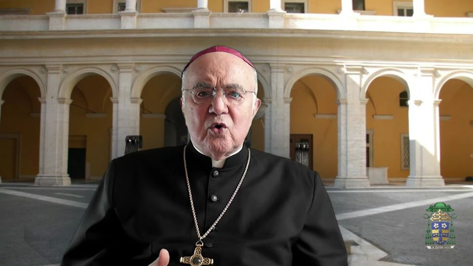 Carlo Maria Viganó foi expulso da Igreja