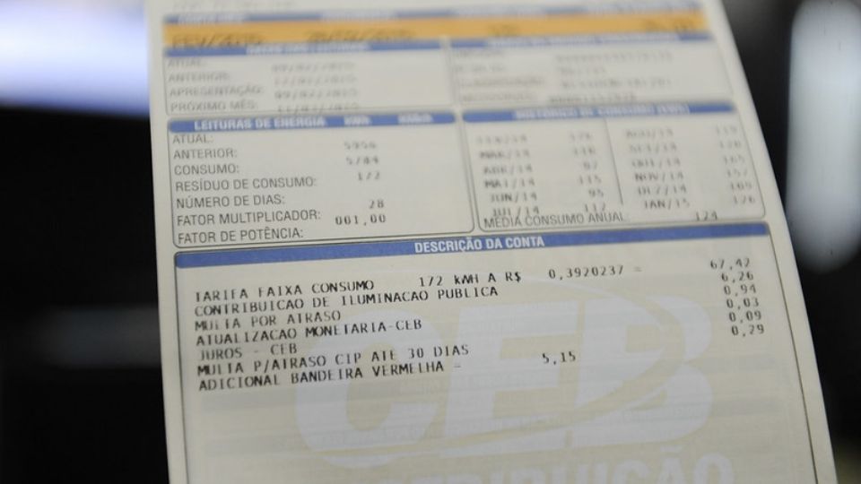 Conta de luz pode ter redução de até 10%
