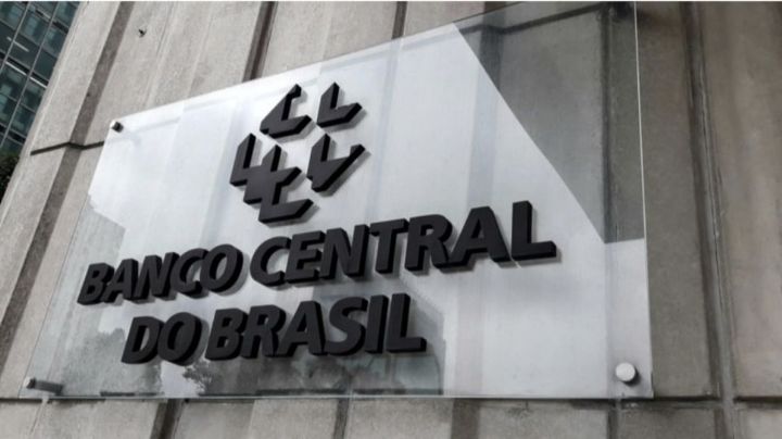 Banco Central permite R$2,6 Bilhões em Crédito Rural para fazendas acusadas de queimada