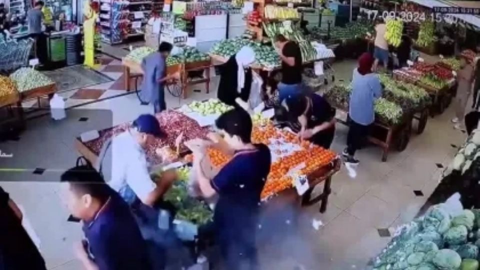 Vídeo mostrou homem ferido enquanto fazia compras no mercado