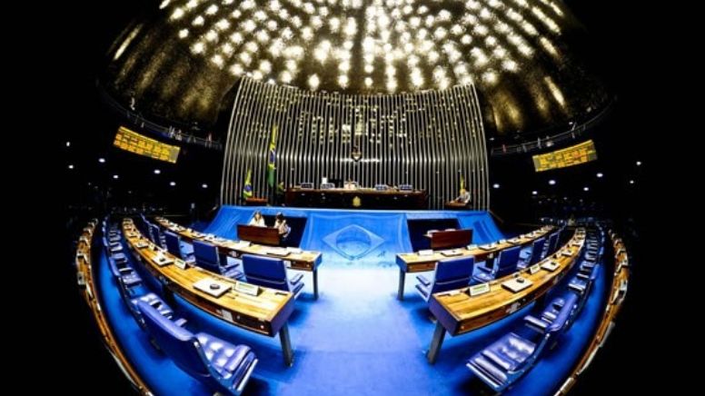 É possível aprovar o fim da escala 6x1 nesse Congresso conservador?