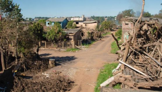 MAB realiza ato por segurança e dignidade dos atingidos em Porto Alegre