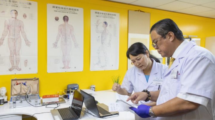 China avança na modernização e inovação da Medicina Tradicional Chinesa