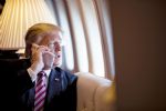 Trump emite ordem que pode deportar imigrantes por opiniões anti-Israel