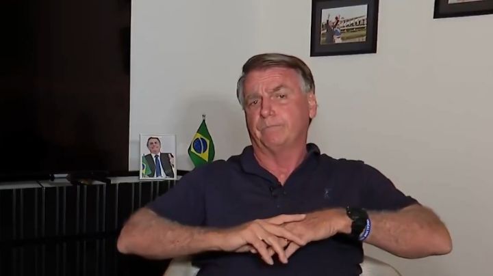 Bolsonaro anuncia qual será o próximo boné na “guerra” do acessório