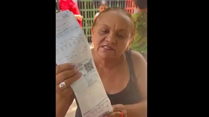 VÍDEO: eleitora de Tarcísio se desespera com conta de água que vai de R$ 68 para R$ 498