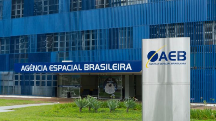 Agência Espacial Brasileira tem novo concurso de nível superior com salários de até R$ 10.823,89