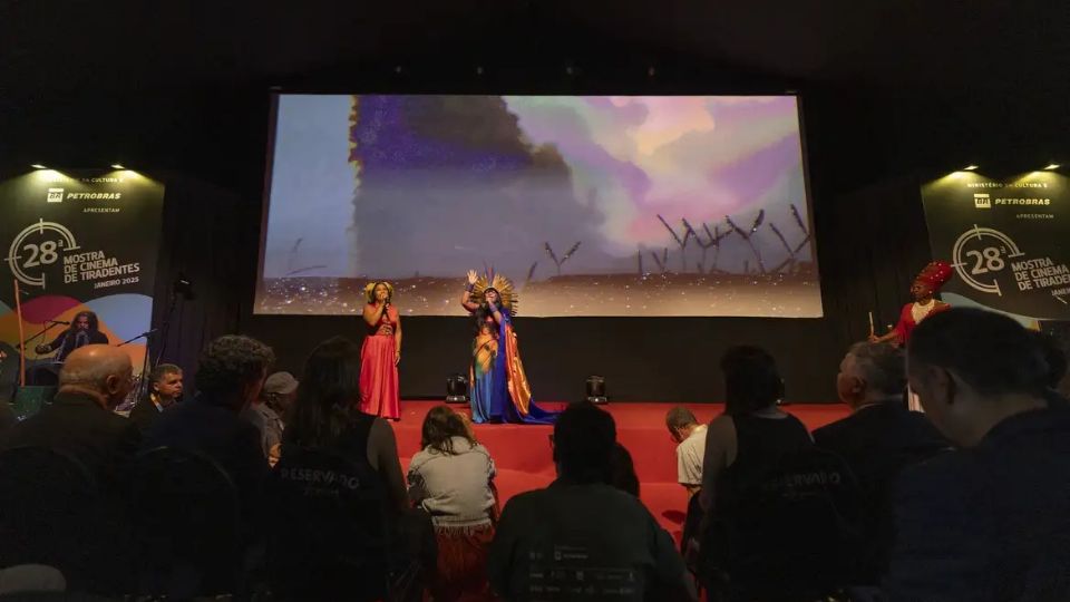 Imagem da Mostra de Tiradentes, que, além da exibição de filmes, discute os rumos do audiovisual brasileiro