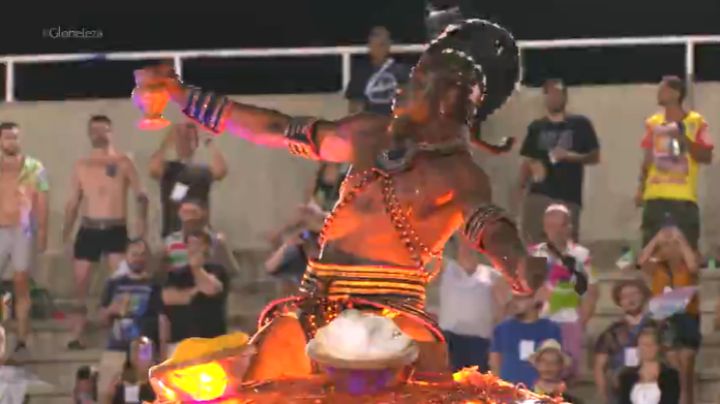 Carnaval: O samba carioca reencontra as origens africanas e a força dos Orixás