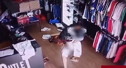 VÍDEO: homem dá tiro na própria perna enquanto assaltava loja