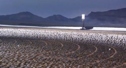 Entenda por que o maior campo de 'espelhos alienígenas' no deserto será desativado