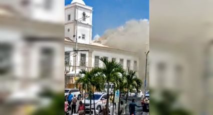 VÍDEOS: Câmara Municipal de Salvador é atingida por grande incêndio