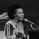 Morre Roberta Flack, a eterna intérprete de “Killing Me Softly With His Song”