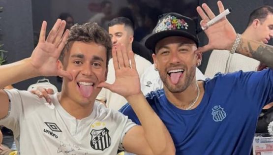 Neymar se reúne com Nikolas Ferreira e Marçal após jogo de estreia no Santos