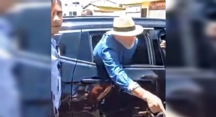 VÍDEO: Guarda-costas prende dedos de Lula na porta do carro e leva bronca