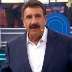 Ratinho faz defesa de Otávio Mesquita e acusa Juliana Oliveira de assediá-lo: "pode processar?"