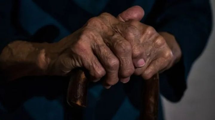 Pena maior para injúria racial contra mulheres e idosos é fundamental – Por Milton Cavalo
