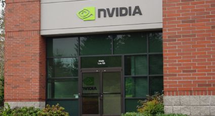 Guerra dos chips: China recebe CEO da Nvidia para diálogo estratégico