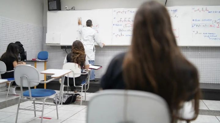 O diálogo social como prática educativa – Por Heleno Araújo