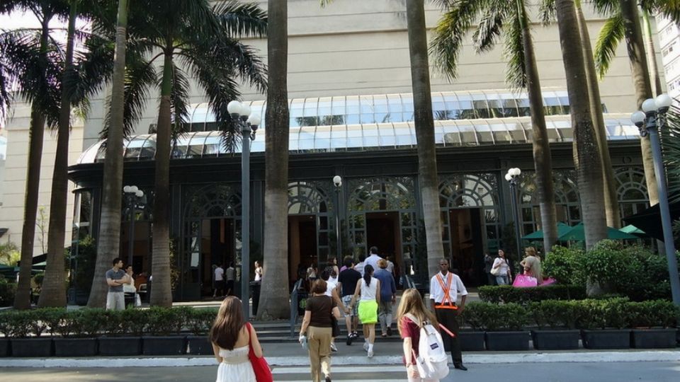 Imagem do Shopping Higienópolis, de 2013