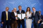 Foto ilustrativa de la nota titulada: Compra do Master pelo BRB: homem de Paulo Guedes atua para BTG deixar parte podre ao governo do DF