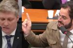 Foto ilustrativa de la nota titulada: INSS: bolsonarista Van Hattem leva aposentada para Câmara e Túlio Gadelha desmonta farsa; VÍDEO