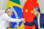 Foto ilustrativa de la nota titulada: O que Lula discutiu com Wang Yi, chanceler da China