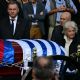 VÍDEO: Viúva de Mujica se emociona no início da despedida ao ex-presidente uruguaio