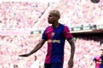 Foto ilustrativa de la nota titulada: O futuro Messi é campeão, fazendo um gol que Messi assinaria