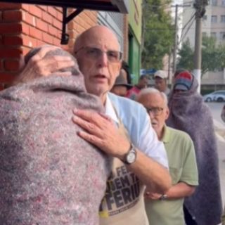 Cracolândia: usuário diz a padre Júlio ter sido ameaçado de morte para deixar local