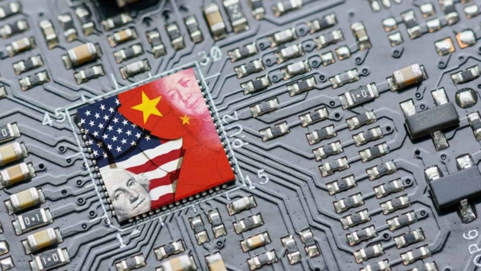 Como transistores, circuitos integrados e microprocessadores são alvos de disputas entre as duas maiores potências globais e moldam o futuro do mundo