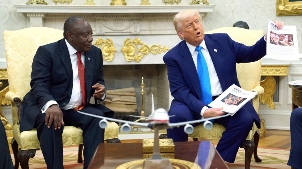 Em encontro tenso, presidente dos EUA faz alegações de violência contra agricultores brancos na África do Sul