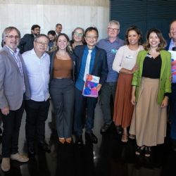 Fenae lança publicações institucionais no Congresso Nacional