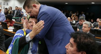 Gleisi comemora punição a Gilvan da Federal: "efeito pedagógico"