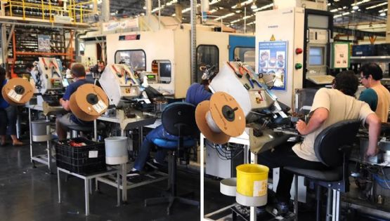 Indústria cresce 1,2% em março, após 5 meses de queda ou estabilidade