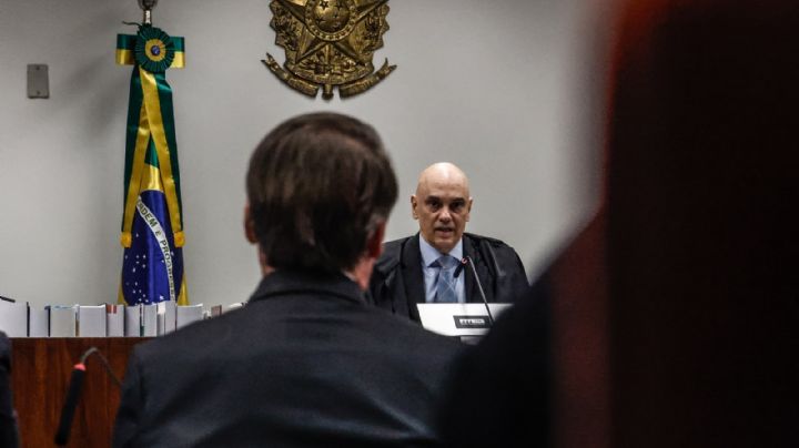 Militar que colocou tropas à disposição de Bolsonaro abre segundo dia de depoimentos; siga ao vivo