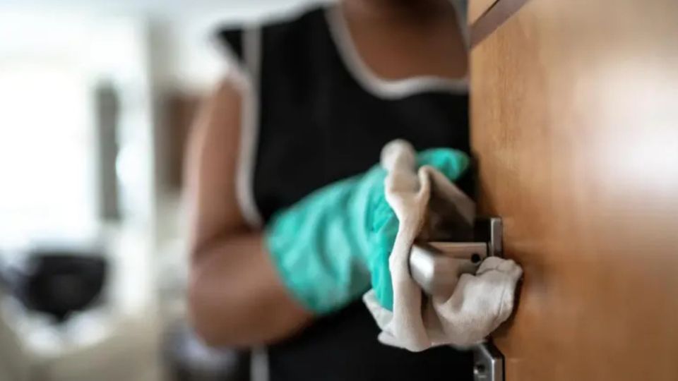 O que a socióloga francesa Alizée Delpierre descobriu ao viver nas casas dos milionários — e como isso se conecta com a realidade brasileira