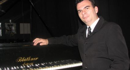 Maestro Mario Tirolli reúne erudito e popular em recital de piano em Santos